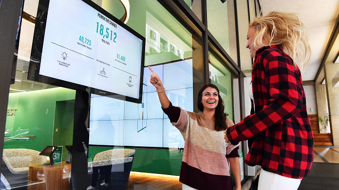 data screen pavegen